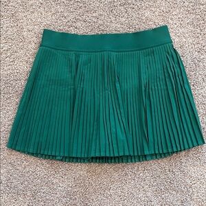 Lululemon high rise pleated skirt